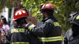 Pareja de adultos mayores fallece en voraz incendio a una vivienda en Talca