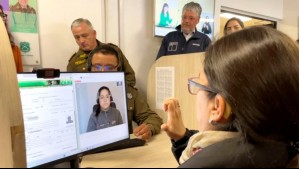 Carabineros estrena nueva herramienta para personas con discapacidad auditiva: Podrán denunciar de forma autónoma