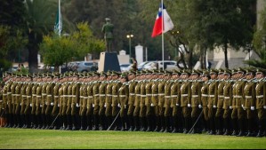 ¿Te interesa postular a la Escuela de Carabineros? Estos son los sueldos que reciben los funcionarios