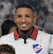 El futbolista uruguayo Juan Izquierdo, quien el pasado jueves sufrió crisis cardiaca en partido de la Copa Libertadores, falleció en la jornada de este martes 27 de agosto.