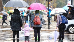 Lluvia en Santiago: Jaime Leyton anuncia posibles precipitaciones para la tarde de este jueves