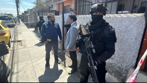 7 detenidos: Hallan una granada, armas y droga en operativo para desarticular red de tráfico de migrantes