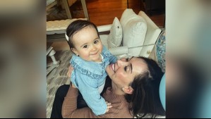 'Pónganse el babero antes de ver': Valentina Roth comparte tierno video de su hija cantando con su abuela