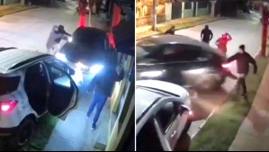 Casi atropelló a delincuentes: Video muestra a conductor frustrando violenta encerrona en Maipú