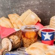 Como parte de su campaña de septiembre Siempre hay ganas de 18, la cadena de supermercados Lider presentó sus cinco precios bajos para celebrar las Fiestas Patrias.
