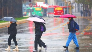 ¿Lluvia en Santiago para este martes?: Alejandro Sepúlveda revela en qué momento del día caerían precipitaciones