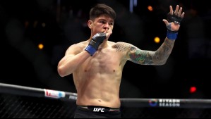 ¡Notable!: Luchador chileno Ignacio 'Jaula' Bahamondes gana pelea de UFC noqueando a su contrincante en el primer round