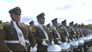 El homenaje de Carabineros a los recientes mártires de la institución: 'Siempre viven los que por la patria mueren'