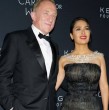 lgunas parejas tienen la capacidad de decir que son las más ricas del mundo al acumular en conjunto varios millones de dólares, como ocurre en el caso de Salma Hayek y su esposo.