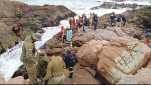 'Su familia está muy angustiada': Intensifican búsqueda de pescador desaparecido tras naufragio en Taltal