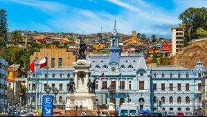 La historia del 'Don Mapa', el hombre que creó una importante guía de Valparaíso: 'Una relación profunda con la ciudad'