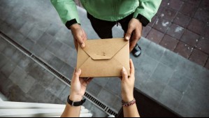 Falsos repartidores llegan con encomiendas 'por pagar': Alerta por nueva modalidad de estafa