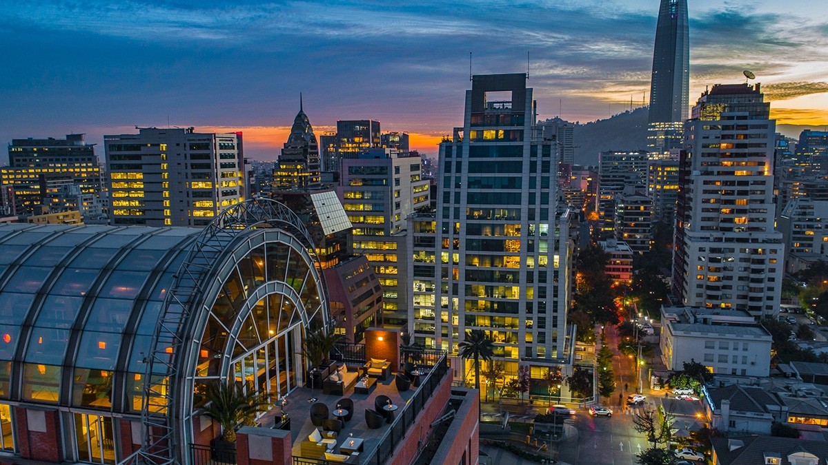 'Sabores de Primavera': La nueva propuesta gastronómica de Estró, restaurante del hotel The Ritz-Carlton, Santiago 'Sabores de Primavera': La nueva propuesta gastronómica de Estró, restaurante del hotel The Ritz-Carlton, Santiago