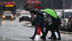 ¿A qué hora vuelven las lluvias este lunes en la Región Metropolitana?