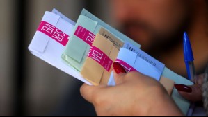 ¿Qué pasa si dos candidatos a alcalde empatan en las elecciones?