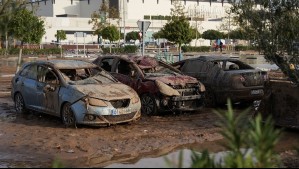 'Empezamos a escuchar los gritos y se cortó la luz': Chileno relata instantes en que inundación afectó su casa en España