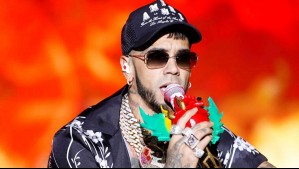 El accidentado show de Anuel en Chile: Llegó dos horas tarde y empezó con canción de Karol G