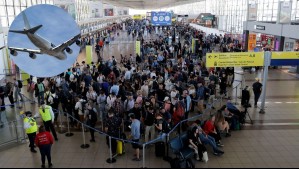 DGAC informa que 19 vuelos han sido cancelados en el aeropuerto de Santiago debido a protestas