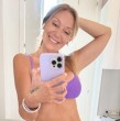Conoce la historia de Silvia Garcilazo, abogada y abuela de 53 años, quien incursionó en la plataforma para adultos OnlyFans y ya cuenta con 8 mil seguidores, y 96 mil en su cuenta de Instagram.