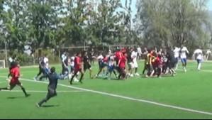 Video muestra batalla campal entre jugadores de Unión Española y Universidad Católica en semifinal de fútbol joven