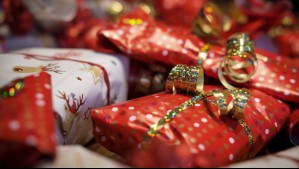 'Apadrina un Sueño': ¿Cómo puedes apadrinar la carta de un niño o niña en Correos para esta Navidad?