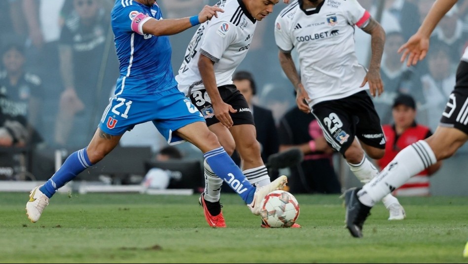 Es pretendido por la U y Colo Colo: El futbolista que sería liberado de su club en Brasil
