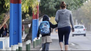 Niño de 10 años es empujado por un compañero y termina empalado en colegio de Santiago