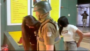 Ambas suman más de 70 detenciones: Capturan a dos mujeres dedicadas a robar autos y casas en sector oriente de la RM