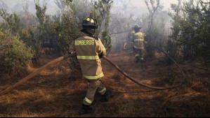 Alerta Roja por incendio forestal en Lampa cercano a sectores habitados e infraestructura crítica