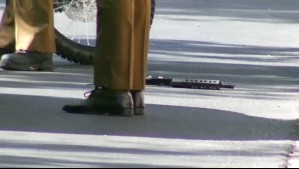Operativo policial en centro de Santiago: Encuentran un arma abandonada en la calle