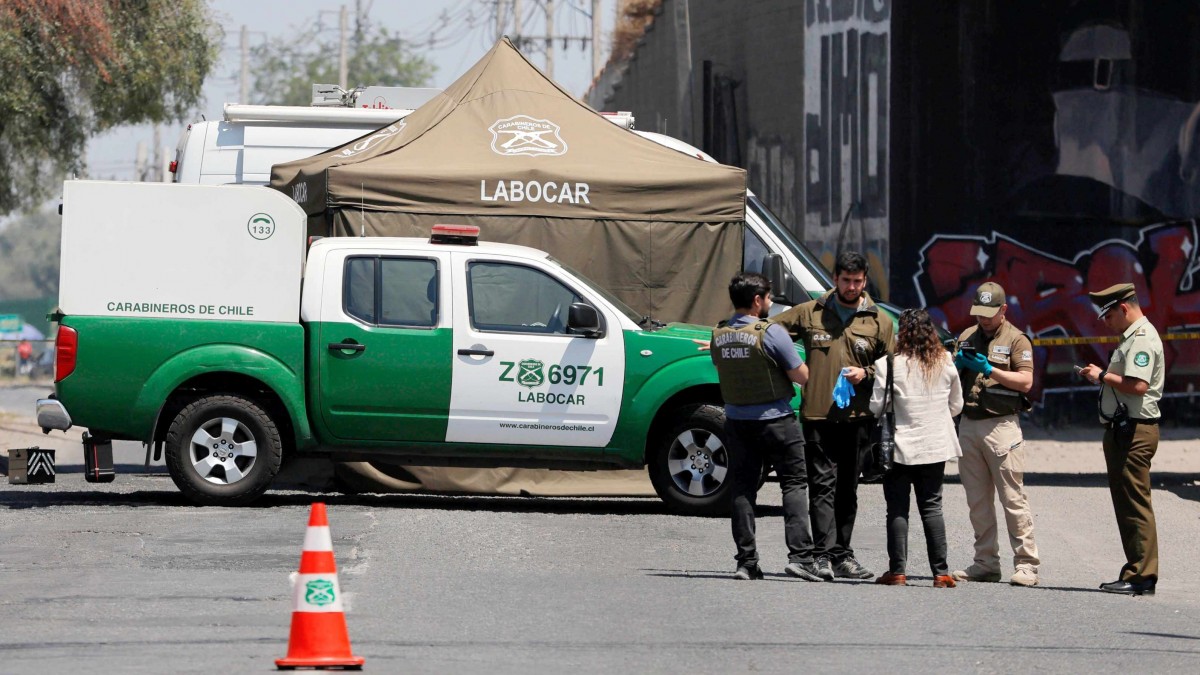 Está detenido: Carabineros hieren a sujeto que les disparó en medio de búsqueda de prófugo en Puente Alto