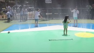 Ideales para capear el calor: Así son las 43 nuevas plazas de agua de la Región Metropolitana