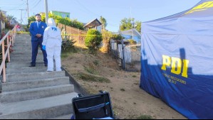 Encuentran cuerpo de mujer en la vía pública de Viña del Mar: Presenta impactos de bala en cráneo y tórax