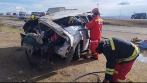 Choque entre camión y bus de pasajeros deja 14 muertos en Bolivia: Hay dos menores de edad entre los fallecidos