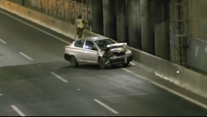 Sujeto muere atropellado en Autopista Central tras intentar asaltar auto en movimiento