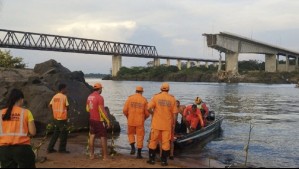 Tragedia en Brasil: Toneladas de ácido sulfúrico complican búsqueda de desaparecidos tras derrumbe de puente