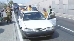 'Estaba haciendo las monedas para ponerlo al día': Hallan auto sin patente, papeles ni espejo retrovisor en fiscalización