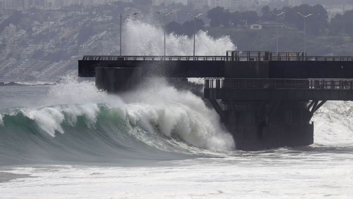 El mar no se calma: Emiten nuevo aviso de marejadas para este fin de semana en zonas costeras de Chile