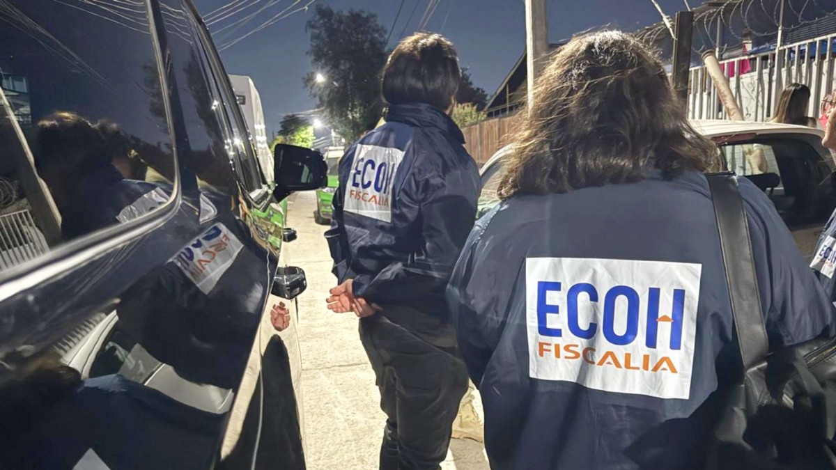 Dos heridos por balacera en Pudahuel: Al menos 8 sujetos ingresaron a la fuerza a su domicilio