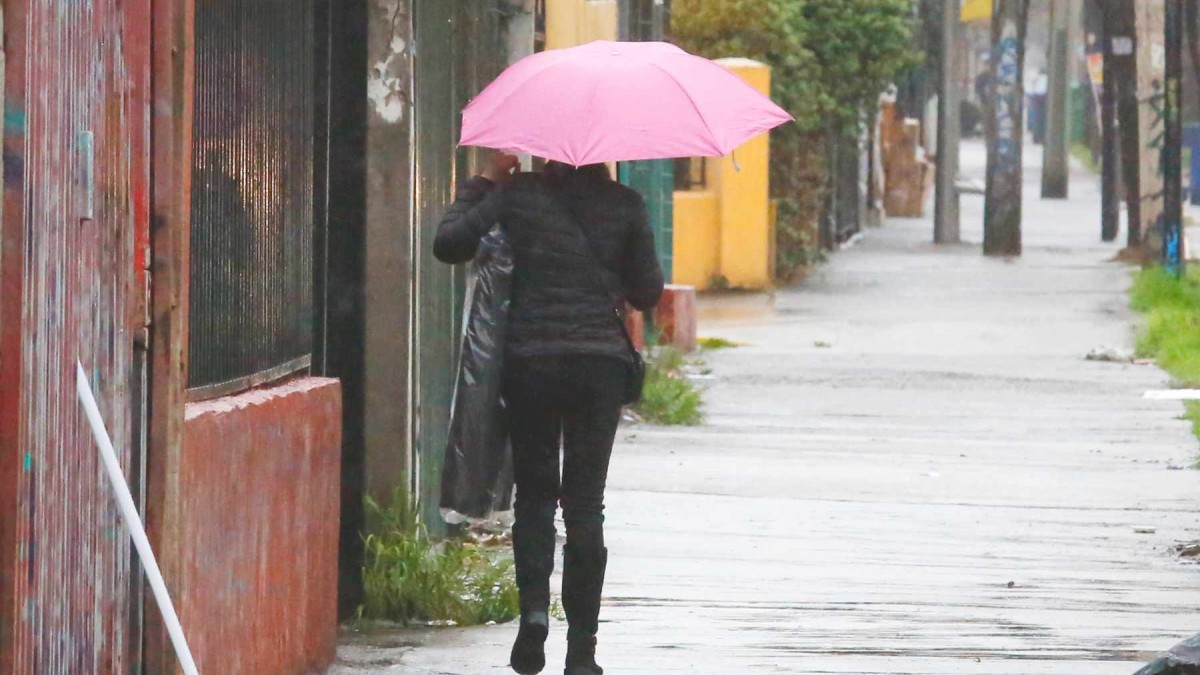 Lluvias podrían estar acompañadas de viento y tormentas eléctricas: Las zonas en que caerían precipitaciones este martes