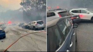 'Cementerio de vehículos' en California: Decenas de autos son abandonados en medio de incendio en Los Ángeles