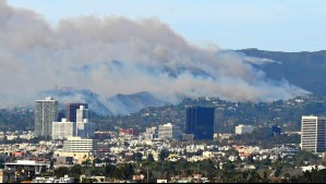 Incendios en California: Se reportan cinco fallecidos, varios heridos y más de mil viviendas destruidas