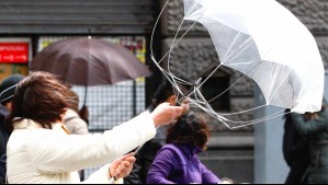 Fuertes lluvias y vientos de hasta 100 km/h: Así será el río atmosférico que llega este fin de semana a Chile