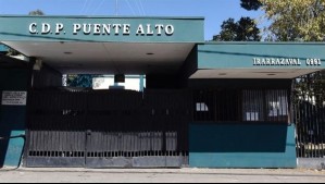 Siete reos heridos deja riña al interior de la cárcel de Puente Alto