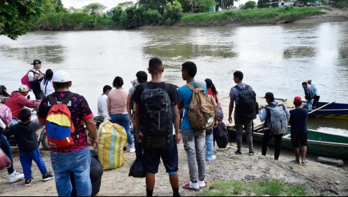 Crisis en Colombia: Enfrentamiento entre guerrillas dejan al menos 80 muertos y miles de desplazados