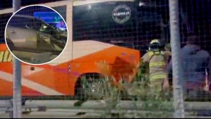 Cuatro fallecidos deja colisión entre vehículo y bus en Algarrobo: Conductora está en riesgo vital