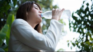 ¿El agua con gas sirve para bajar de peso? Esto es lo que dice un estudio