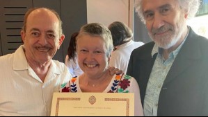 Paulina Urrutia reaparece y recibe especiales reconocimientos en medio de su lucha contra el cáncer