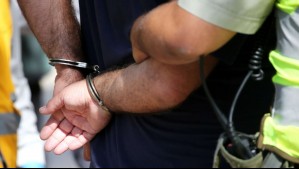 Carabinero balea a hombre que se resistió a control e intentó robar el arma de otro oficial en Lo Barnechea