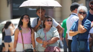 Hasta 38°C: Meteorología emite alerta por altas temperaturas extremas en la RM y otras 4 regiones para el fin de semana